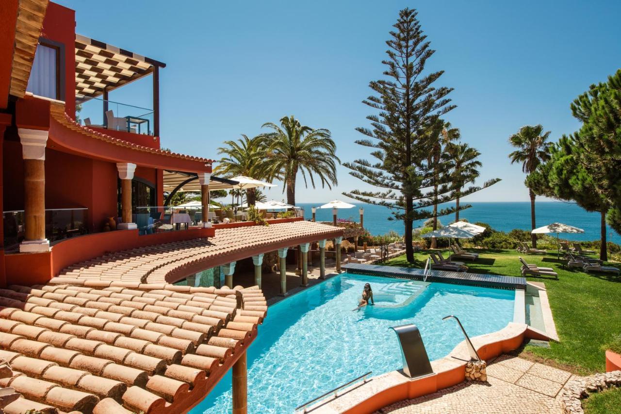an image of the outside pool